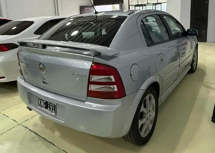 Chevrolet Astra  2011 - foto 4