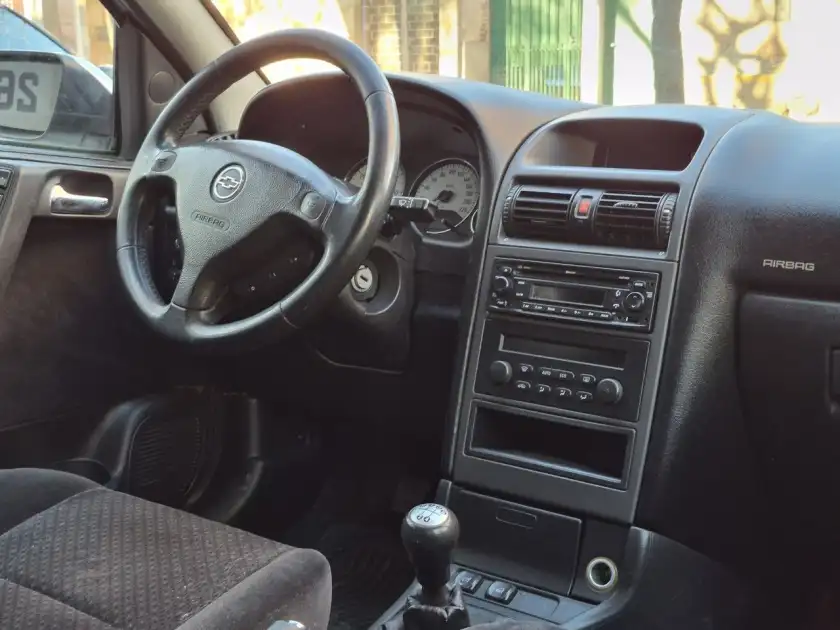 Chevrolet Astra  2011 - foto 5