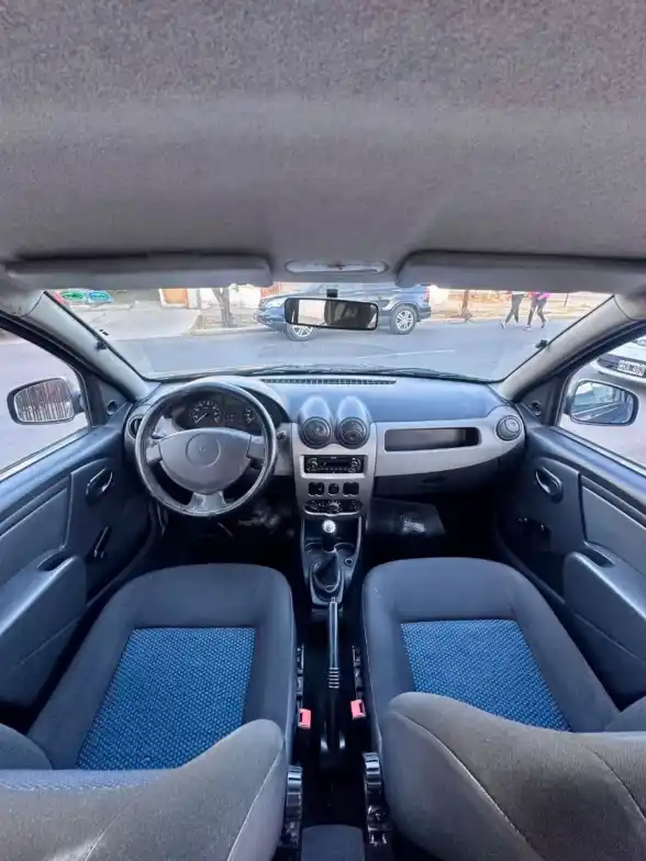 Renault Sandero  2011 - foto 5