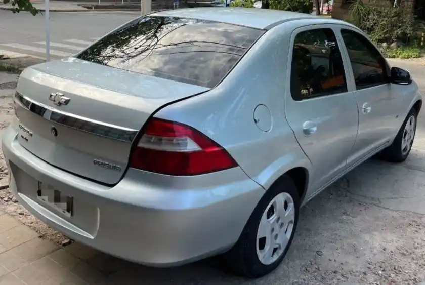 Chevrolet Prisma  2011 - foto 3