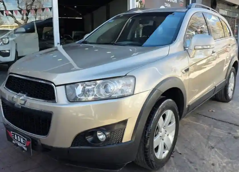 Chevrolet Captiva  2012 - foto 1