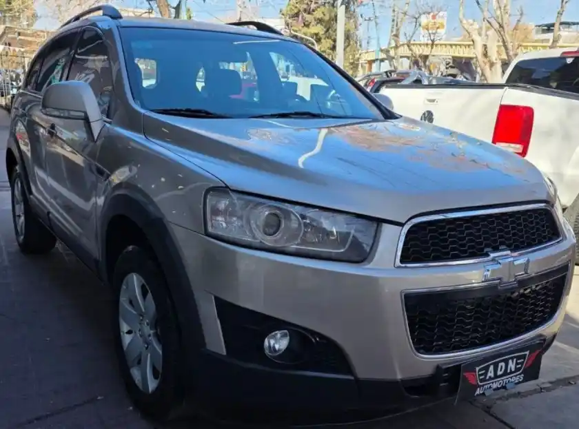 Chevrolet Captiva  2012 - foto 2