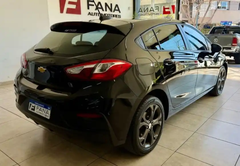 Chevrolet Cruze  2022 - foto 4