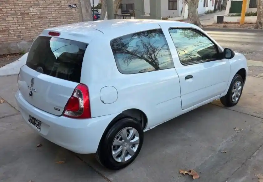 Renault Clio  2015 - foto 5