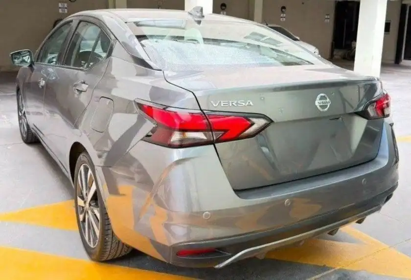 Nissan Versa  2021 - foto 3