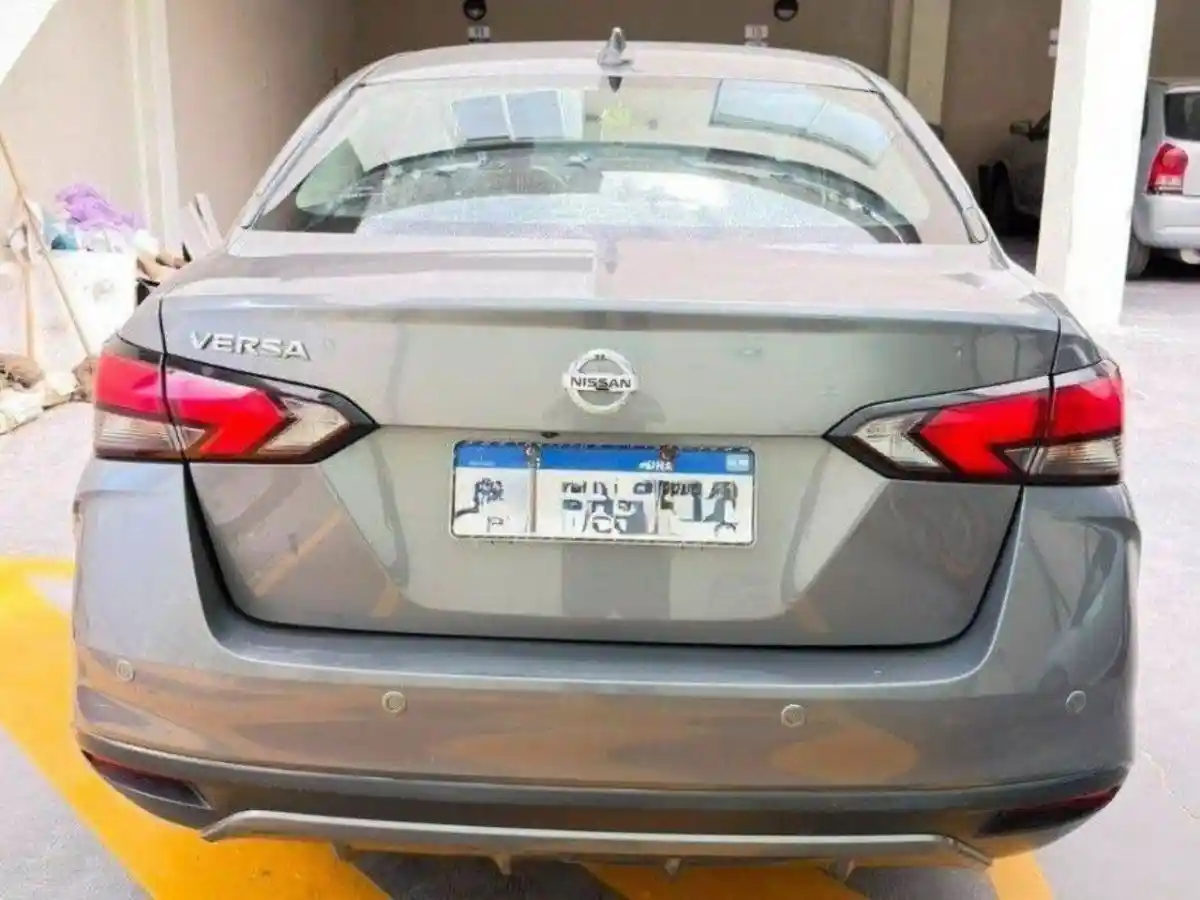 Nissan Versa  2021 - foto 4