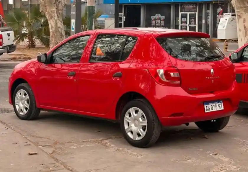 Renault Sandero  2017 - foto 3