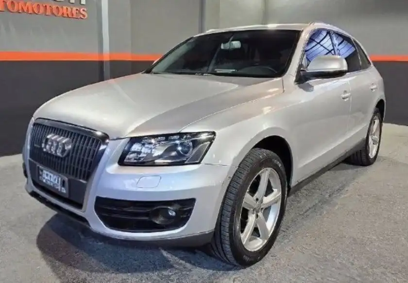 Audi Q5  2011 - foto 1