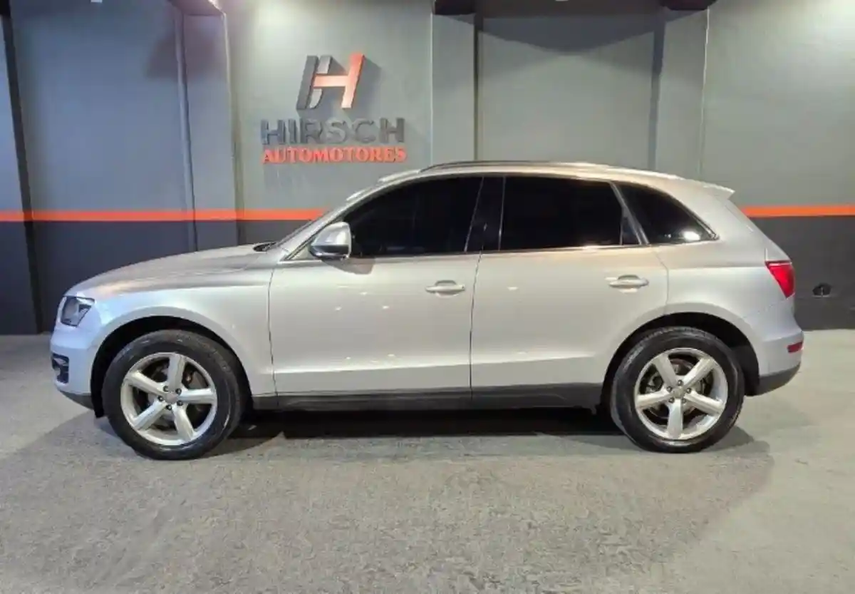 Audi Q5  2011 - foto 3
