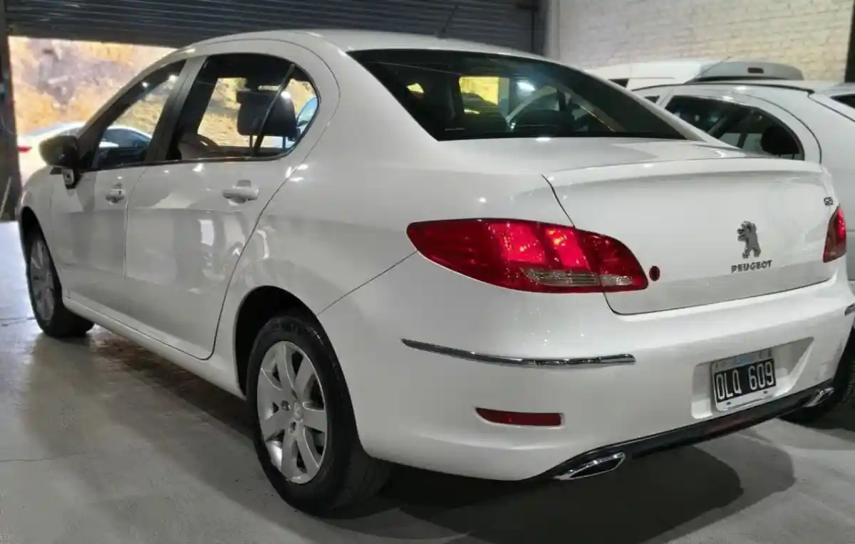 Peugeot 408  2015 - foto 3