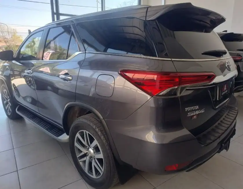 Toyota Hilux Sw4  2020 - foto 3