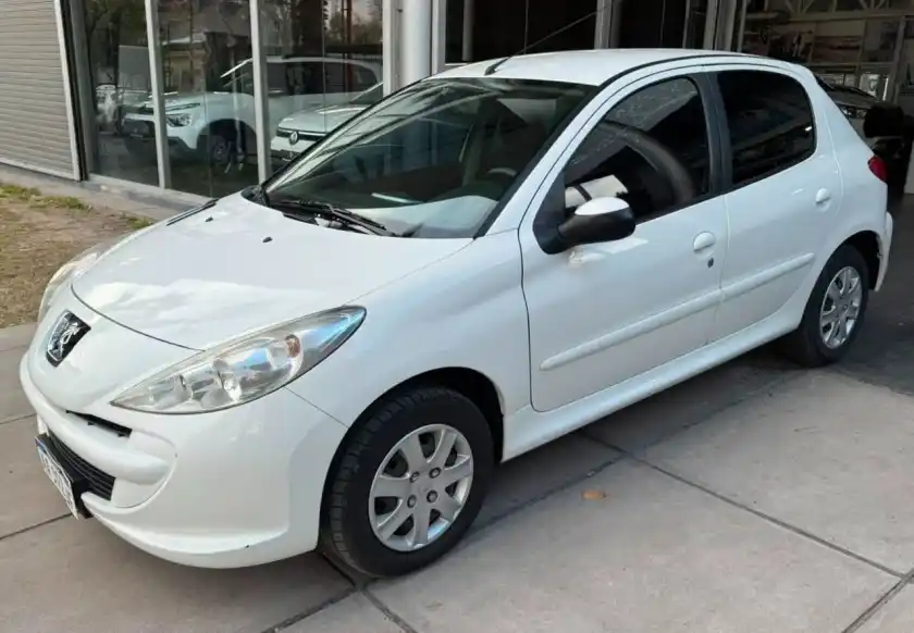 Peugeot 207 2016 - foto 1