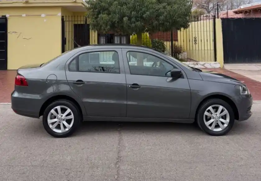 Volkswagen Voyage  2013 - foto 4