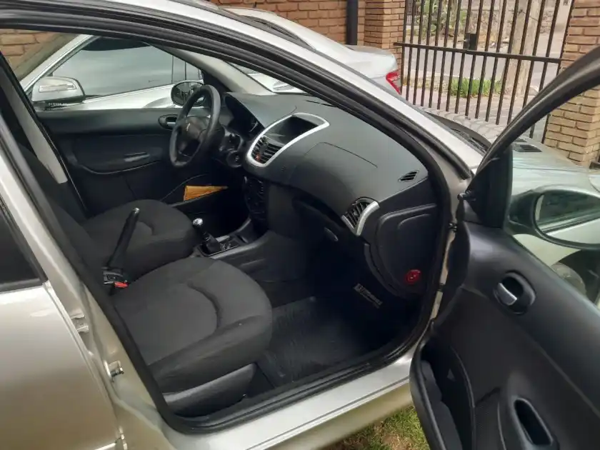 Peugeot 207  2013 - foto 4