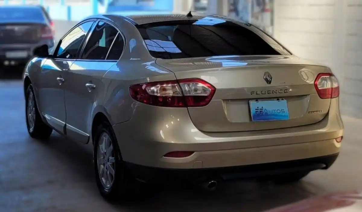 Renault Fluence  2013 - foto 2