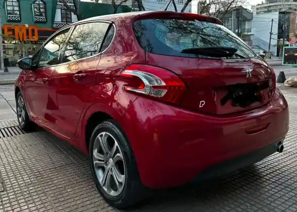Peugeot 208  2013 - foto 3