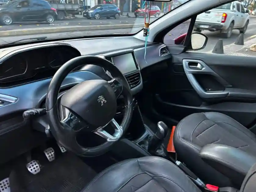 Peugeot 208  2013 - foto 5