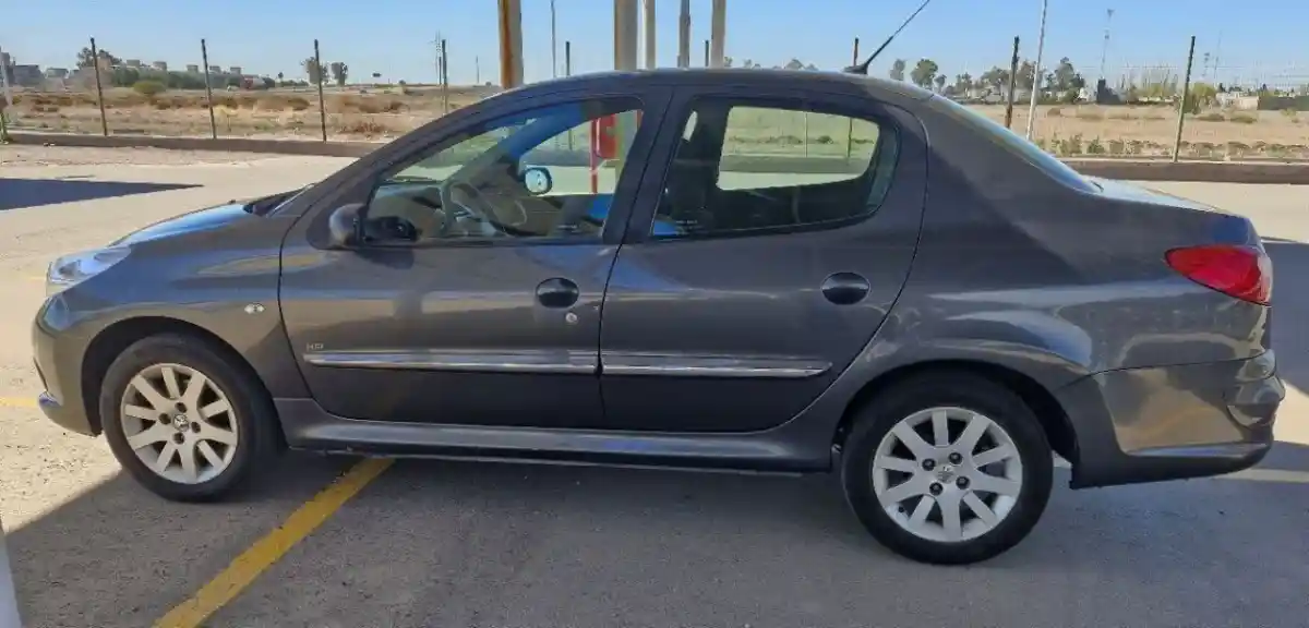 Peugeot 207  2011 - foto 3