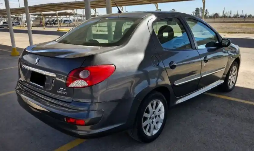 Peugeot 207  2011 - foto 5