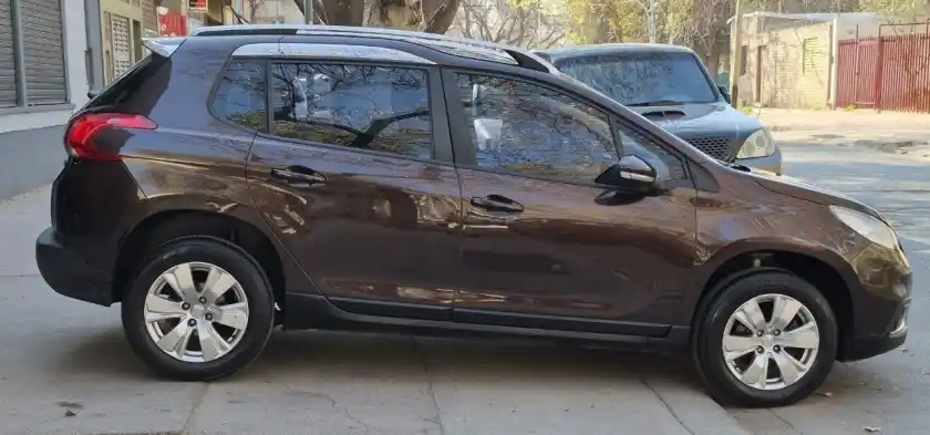 Peugeot 2008  2017 - foto 2