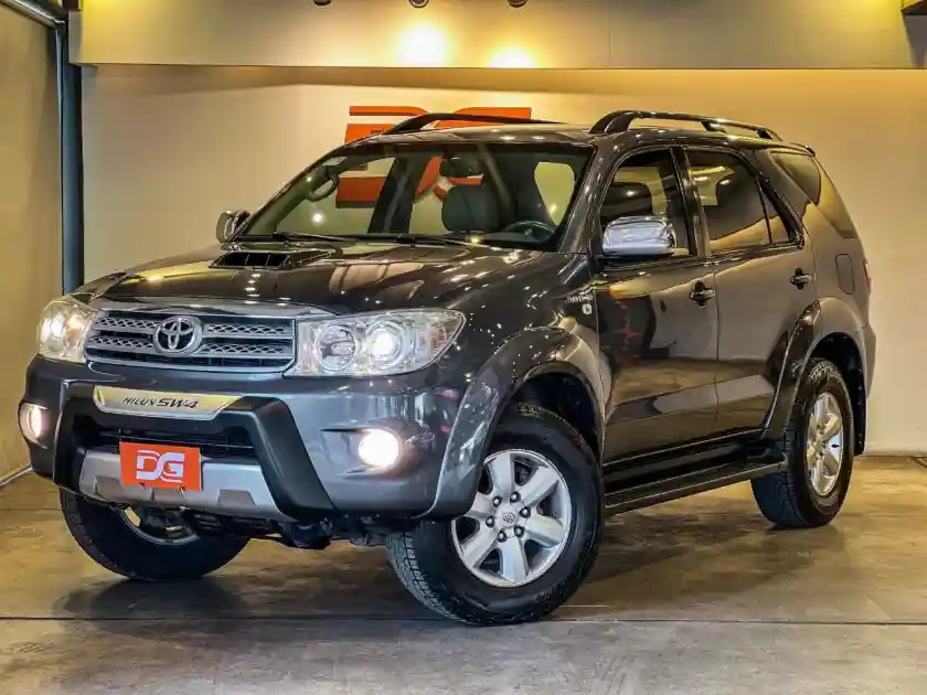 Toyota Hilux Sw4  2011 - foto 1