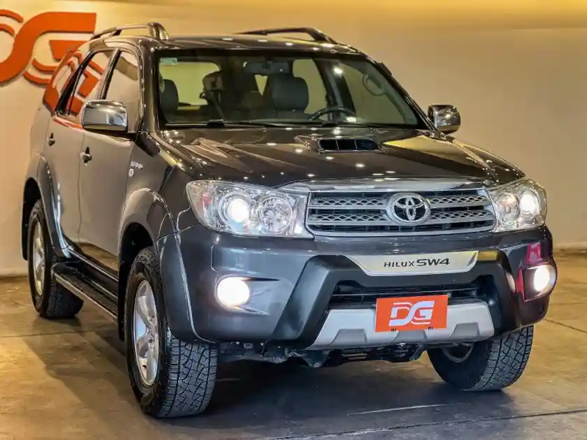 Toyota Hilux Sw4  2011 - foto 3