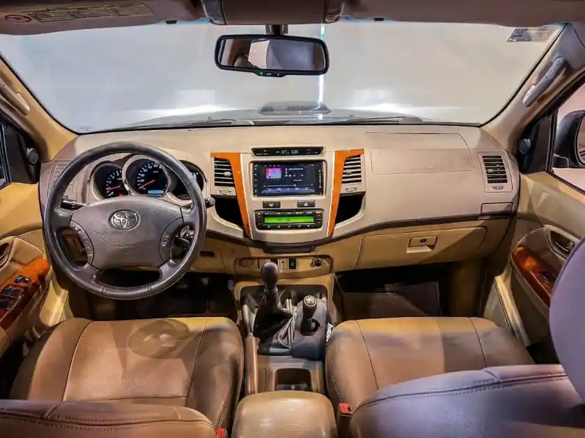 Toyota Hilux Sw4  2011 - foto 5