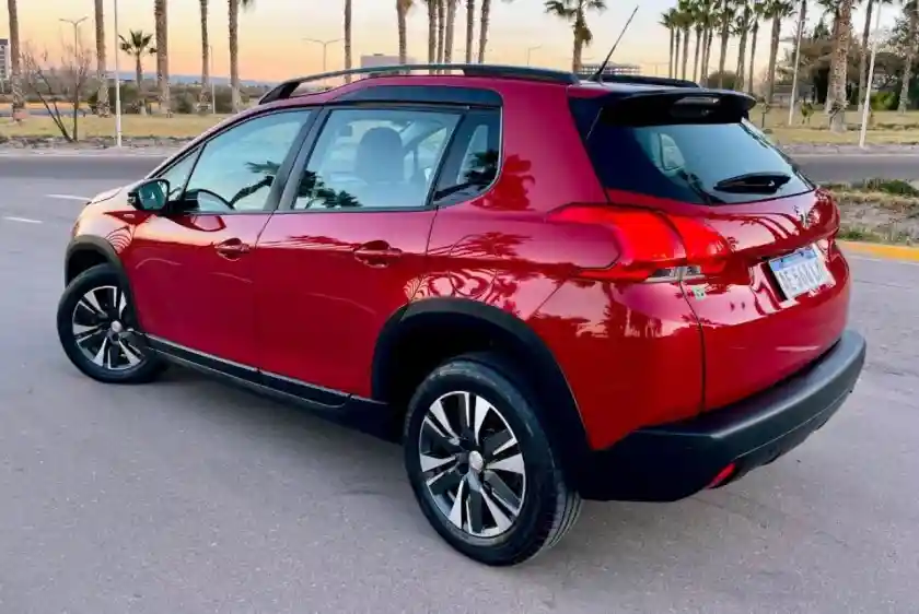 Peugeot 2008  2021 - foto 2
