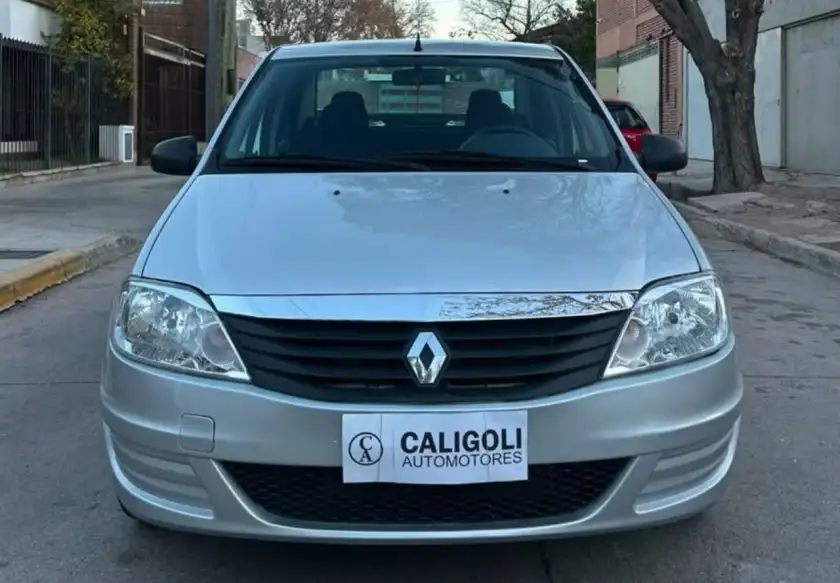Renault Logan  2012 - foto 2
