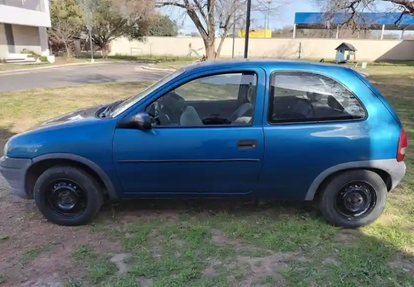 Chevrolet Corsa  1995 - foto 2