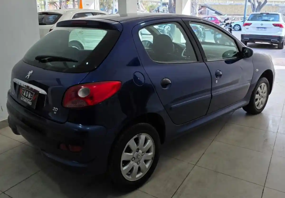 Peugeot 207  2010 - foto 4