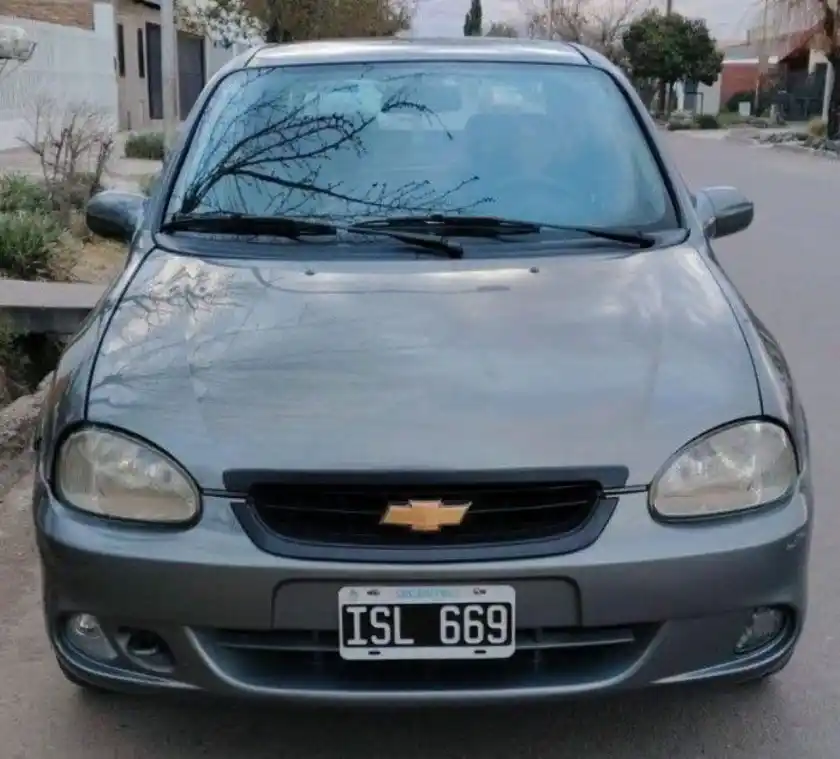 Chevrolet Corsa  2010 - foto 2