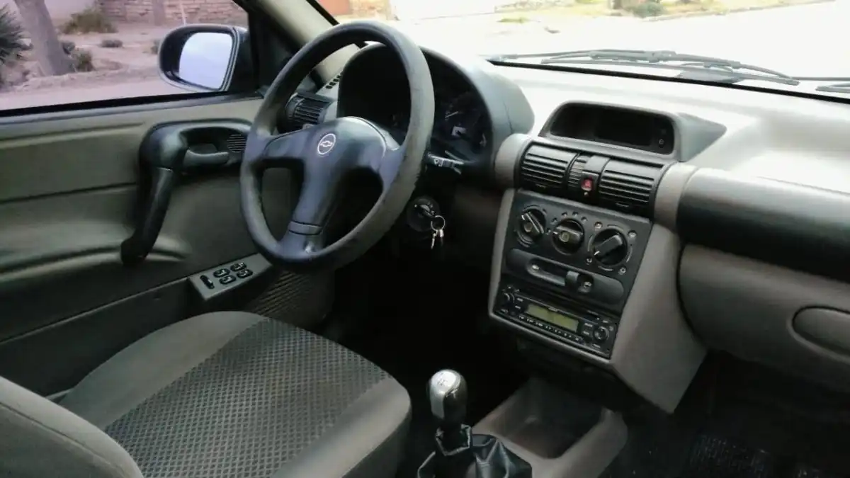 Chevrolet Corsa  2010 - foto 5