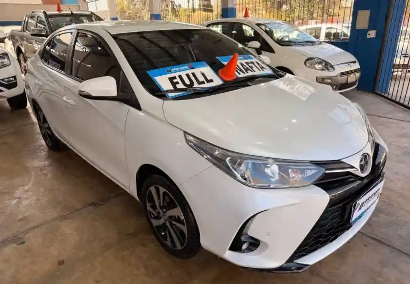 Toyota Yaris  2022 - foto 3