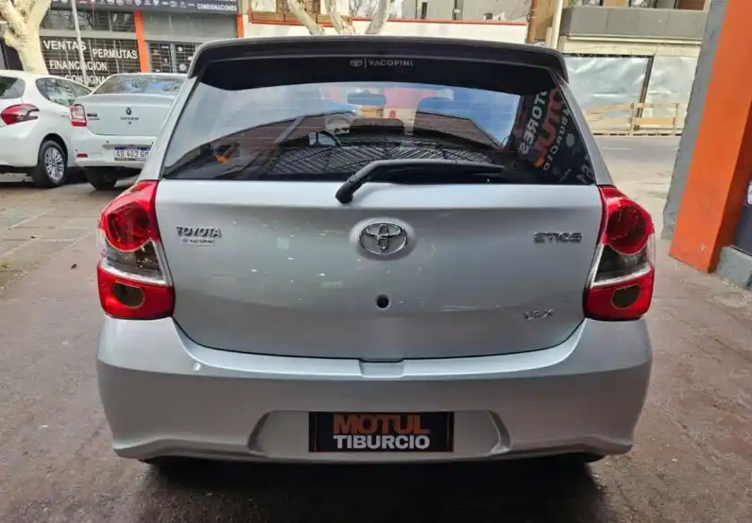Toyota Etios  2023 - foto 4