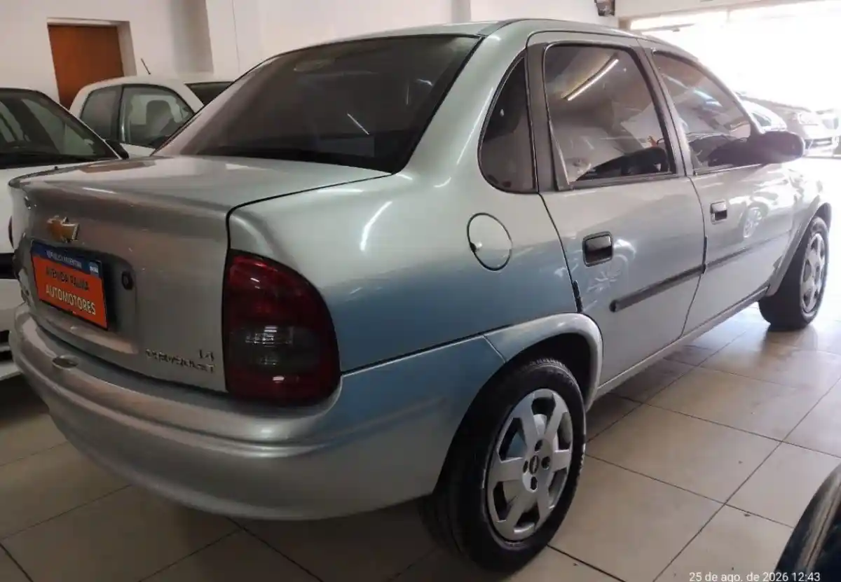 Chevrolet Corsa  2009 - foto 4