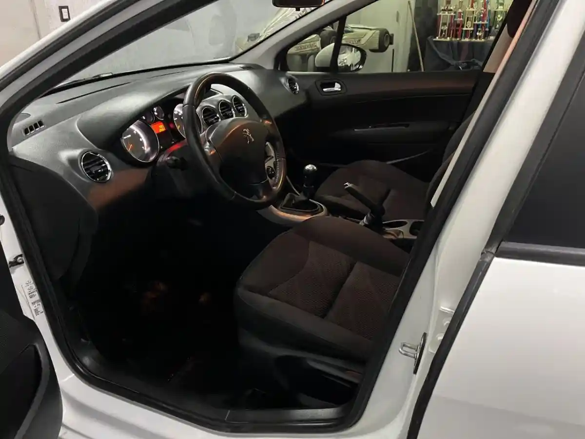 Peugeot 308  2015 - foto 5