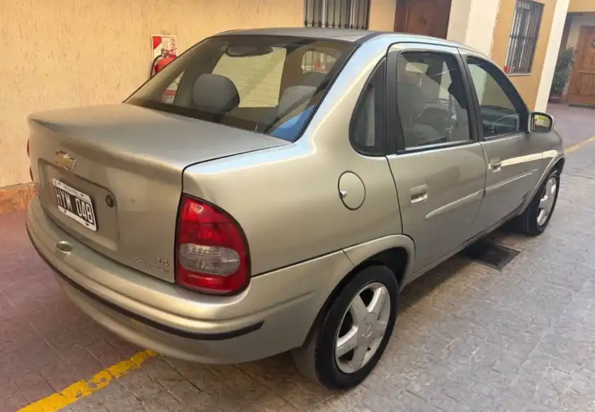 Chevrolet Corsa  2009 - foto 4