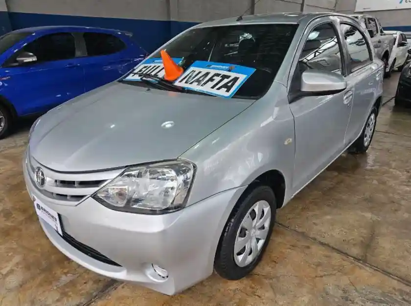 Toyota Etios  2015 - foto 1