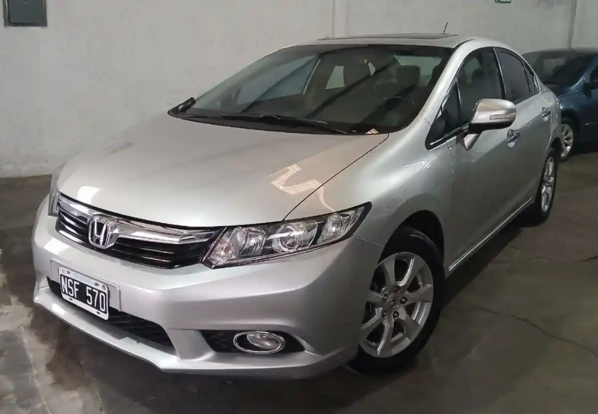Honda Civic  2014 - foto 1