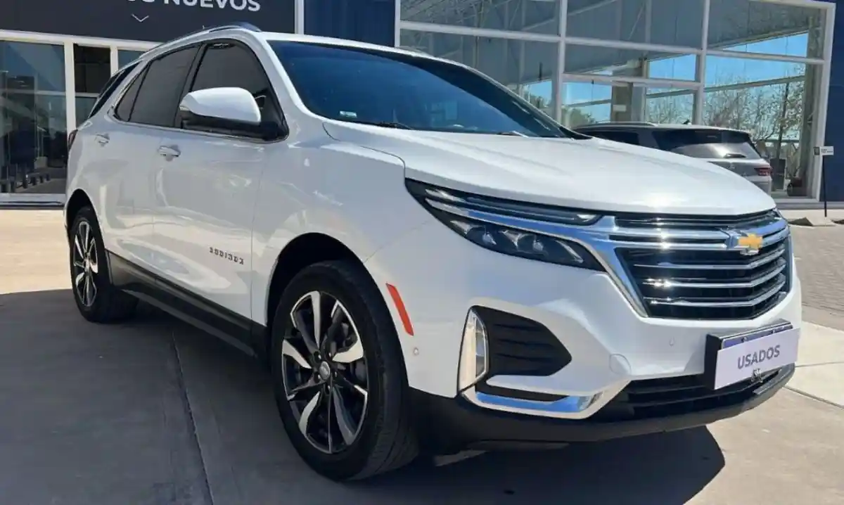 Chevrolet Equinox  2023 - foto 2