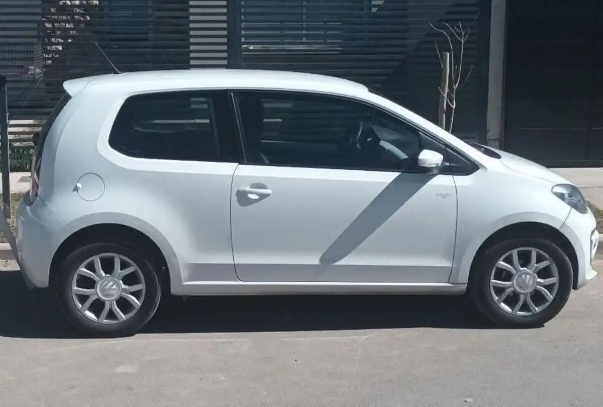 Volkswagen Up  2016 - foto 3