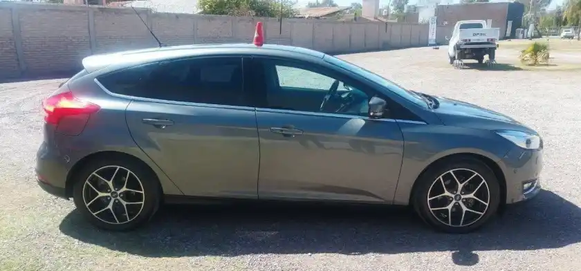 Ford Focus  2017 - foto 4
