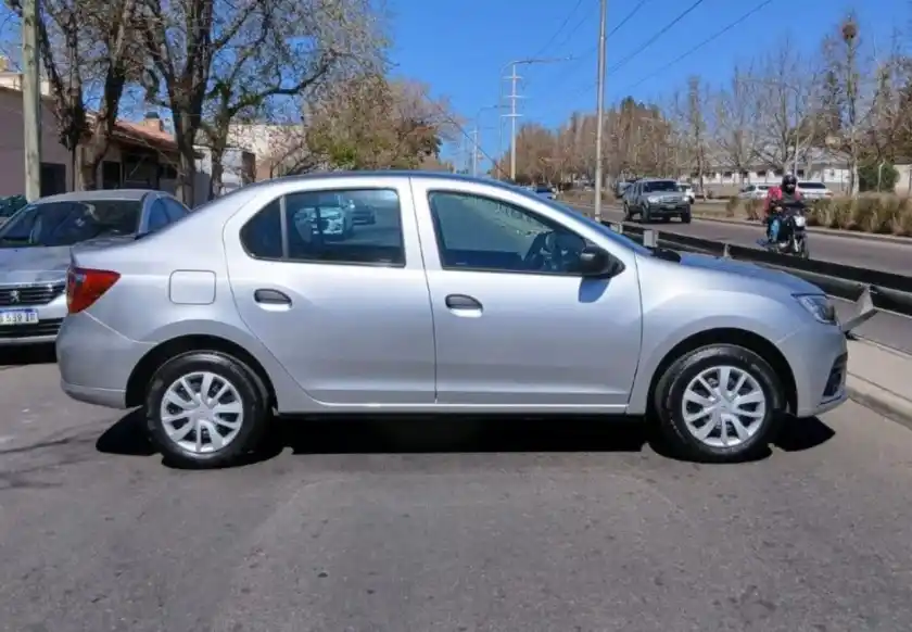 Renault Logan  2025 - foto 4