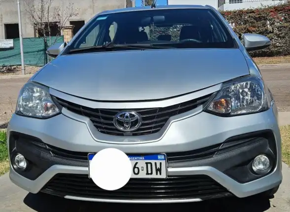 Toyota Etios 2017 - foto 1