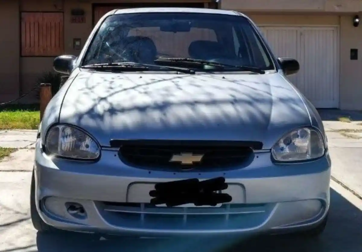 Chevrolet Corsa  2010 - foto 2