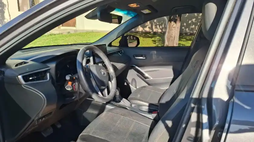 Toyota Corolla Cross  2024 - foto 5