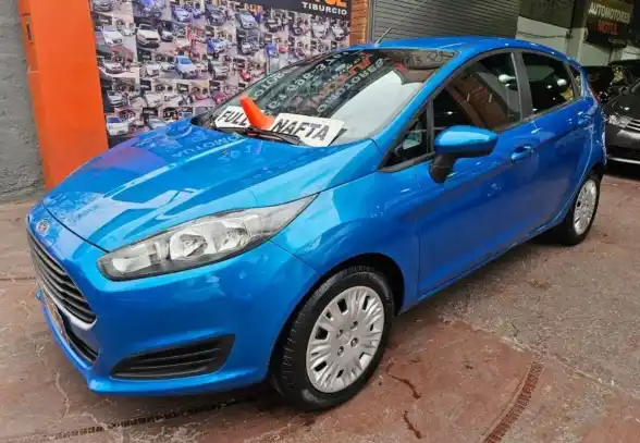 Ford Fiesta KD 2015 - foto 1