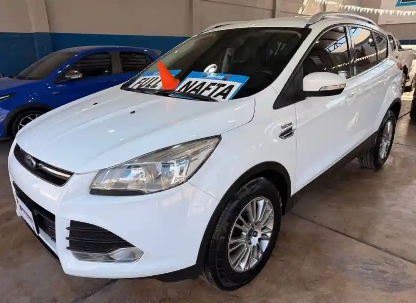 Ford Kuga 2013 - foto 1