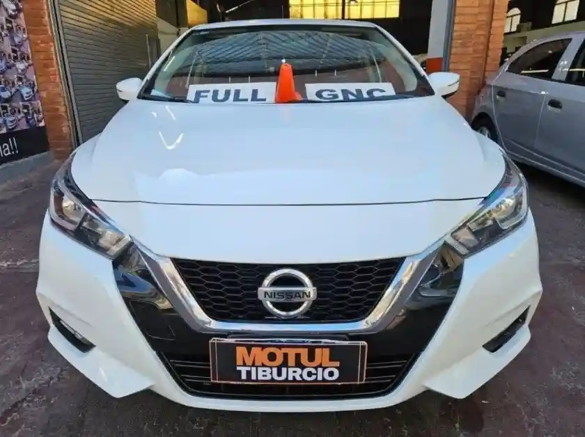 Nissan Versa  2022 - foto 2